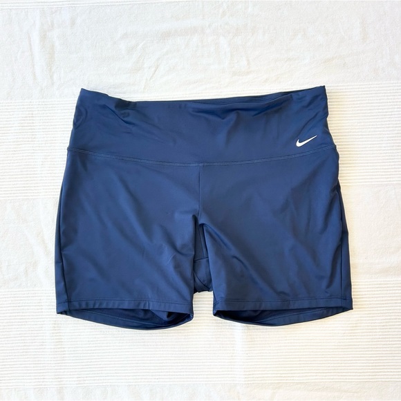 NWT Nike Women's Plus Size Essential (Midnight Navy) Swim Shorts - Picture 4 of 14